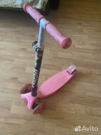Самокат для девочки
