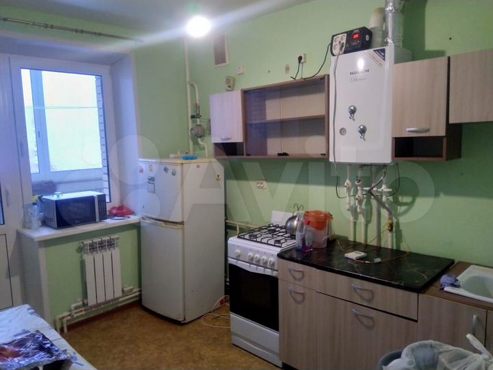 2-к. квартира, 55 м², 2/4 эт.
