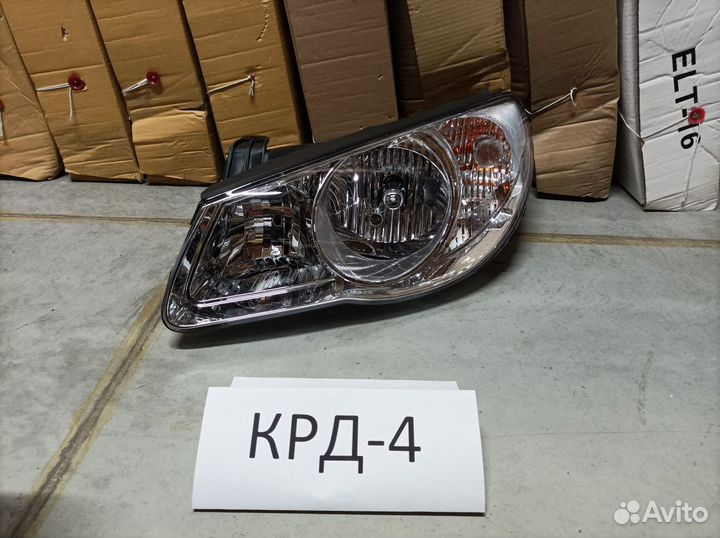 Фара передняя левая Hyundai Elantra