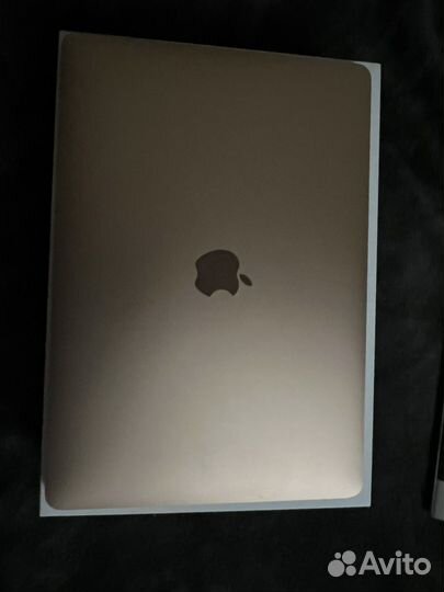 Macbook air m1 Gold