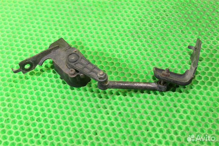 Датчик высоты дорожного просвета задний Nissan