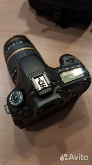 Зеркальный фотоаппарат Canon EOS 60d
