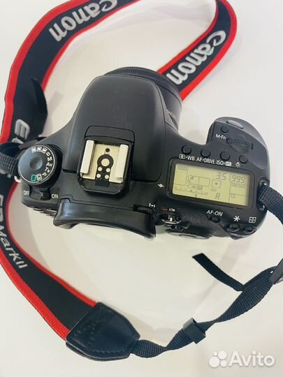 Зеркальный фотоаппарат canon