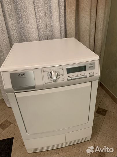 Сушильная машина AEG