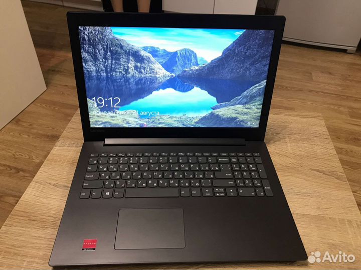 Lenovo ldeapad 330-15 IGM