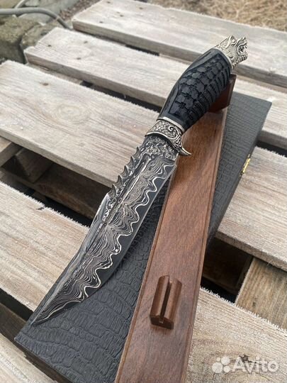 Нож хищник из дамасской стали на подарок