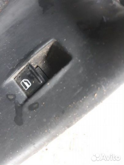 Обшивка двери лев. зад. Volkswagen Passat B6