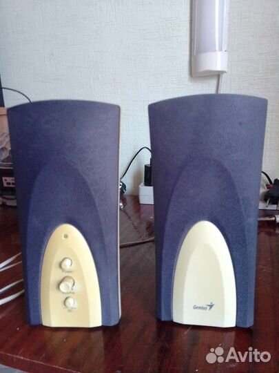 Активные колонки Genius