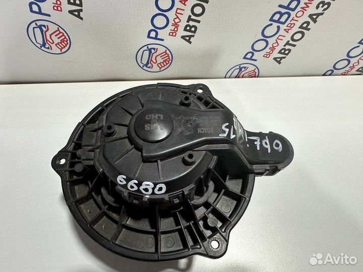 Моторчик печки Kia Optima (TF) III рестайлинг (201