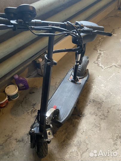 Электросамокат sealup