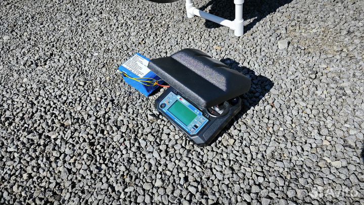 Карповый кораблик для рыбалки GPS с глубиномером