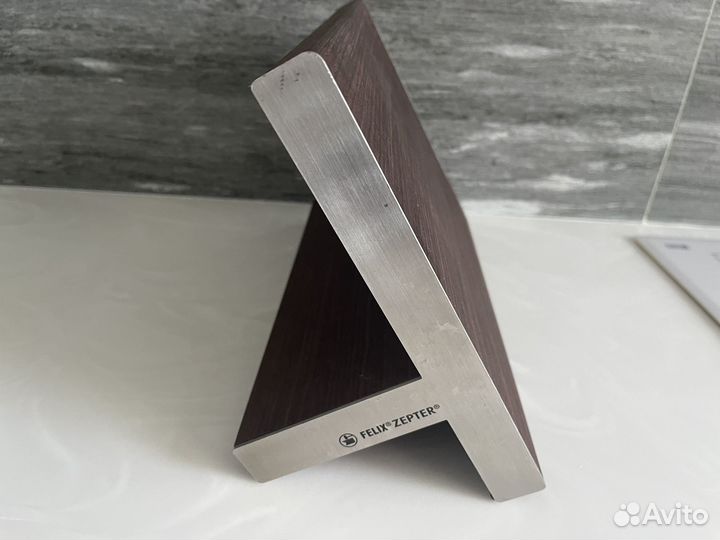 Магнитная подставка для ножей zepter