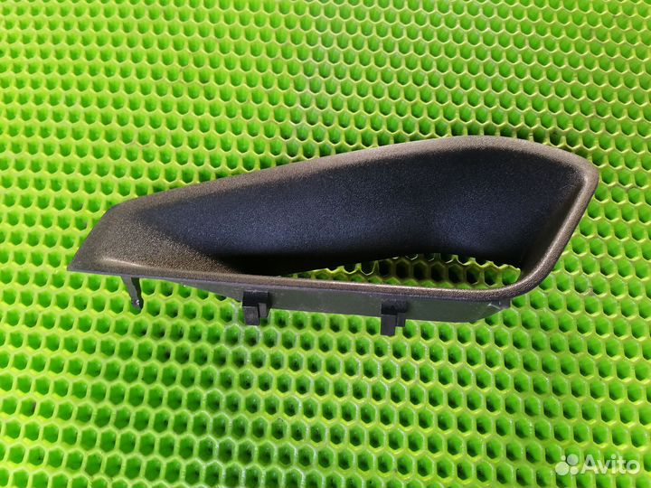 Накладка консоли Фольксваген гольф 5