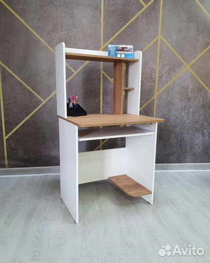 Компьютерный стол «Грета -1»