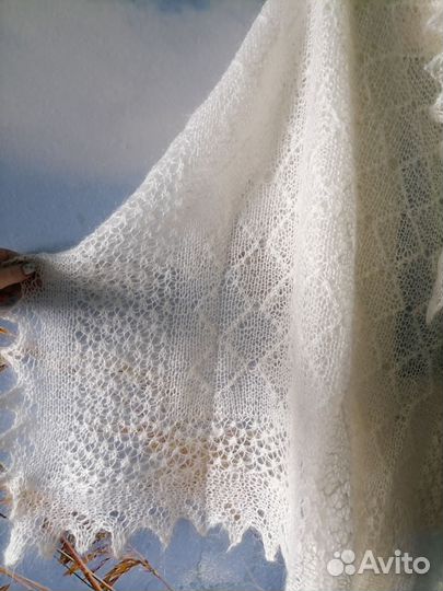 Пуховый платок шаль