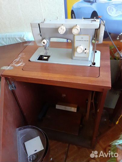 Швейная машинка