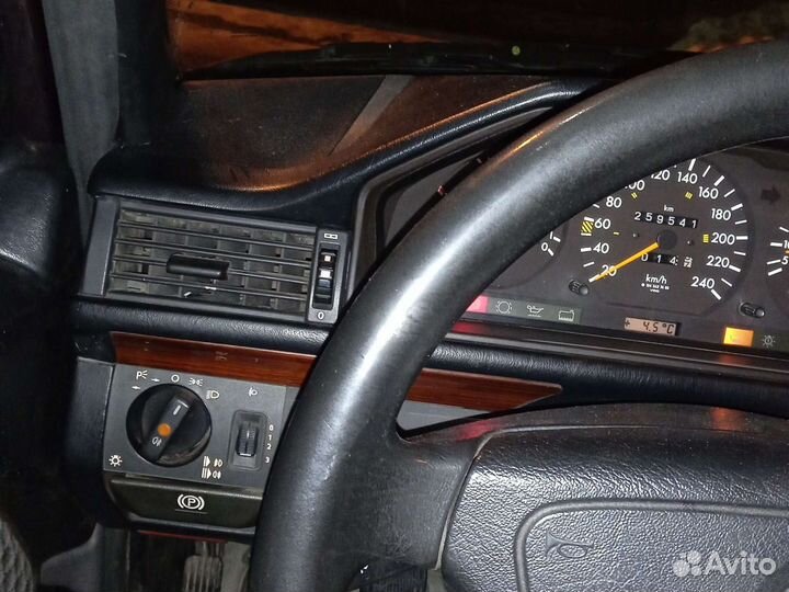 Mercedes-Benz E-класс 2.2 МТ, 1995, 281 000 км