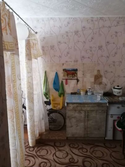 Комната 26 м² в 2-к., 2/4 эт.