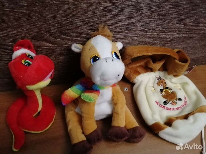 Кукла, пупсы, брелоки, рюкзаки