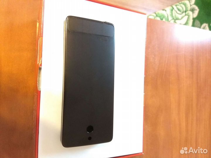 Корпус телефона