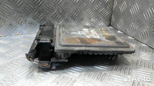 Блок управления двс volkswagen passat B6 (7BN17PC0