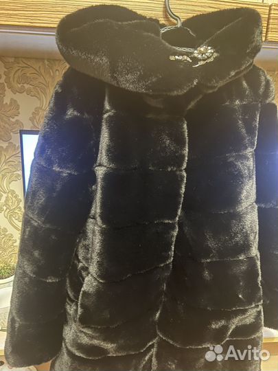 Шуба,пальто и костюм