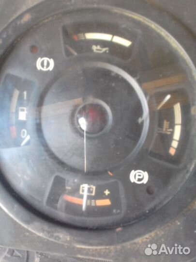 Панель приборов