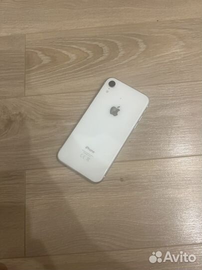 iPhone Xr, 64 ГБ