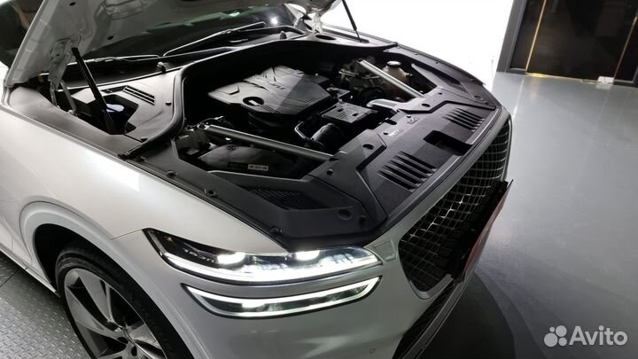 Genesis GV70 2.5 AT, 2021, 44 650 км