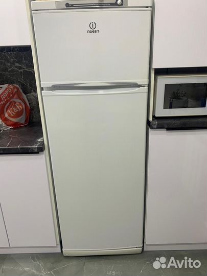 Холодильник бу