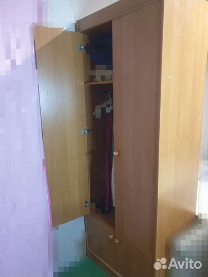 Школьный уголок