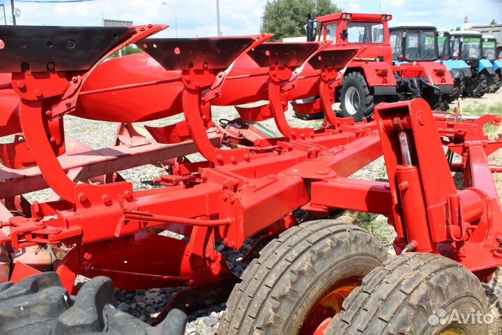 Плуг Минский Завод Шестерен 4-5 корп. (ПО-(4+1)-40), 2017