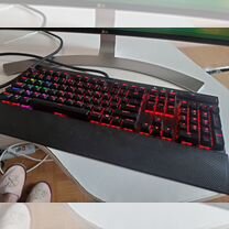 Corsair gaming k70 Игровая геймерская клавиатура