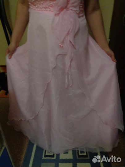 Вечернее платье