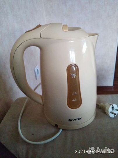 Чайник электрический бу