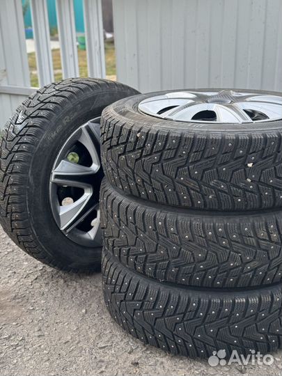 Hankook Winter I'Pike RS2 W429 17.5/65 R14