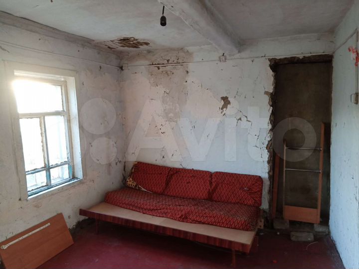 Дом 37,7 м² на участке 4,2 сот.