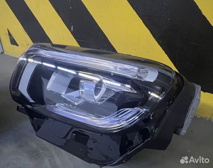 Фары на Mercedes GLB X247 LED