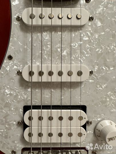 Электрогитара Stratocaster Caraya