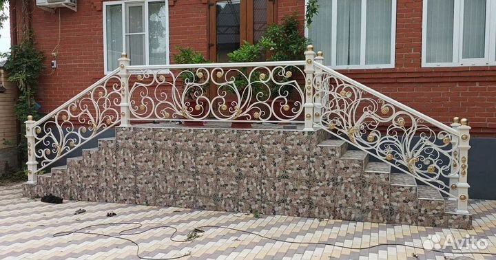 Перила для лестниц