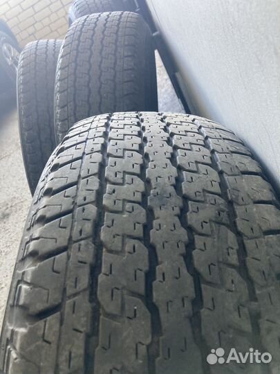 Bridgestone Dueler H/T 265/70 R16