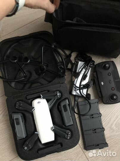 Квадрокоптер DJI spark Combo