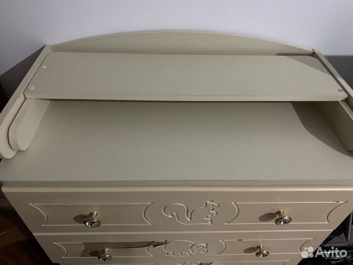 Шкаф деревянный для белья и для одежды