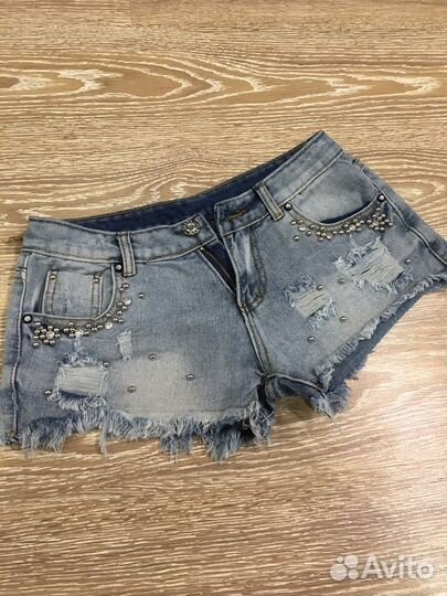 Джинсовые шорты colins