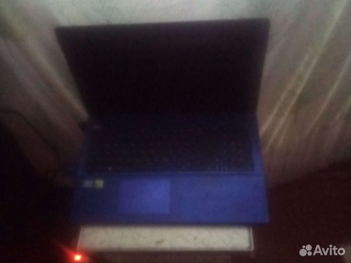 Ноутбук asus x550c