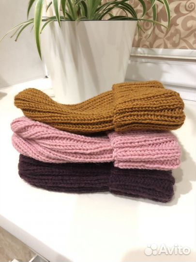 Шапка женская вязанная ручная работа