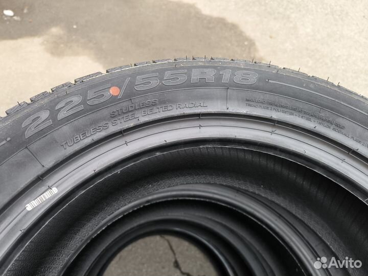 Hilo Arctic S-9 225/55 R18