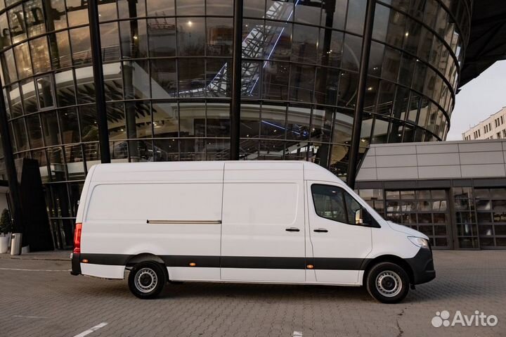 Mercedes-Benz Sprinter цельнометаллический, 2022