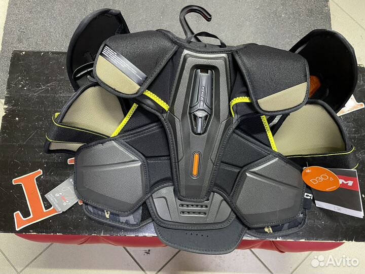 Нагрудник хоккейный CCM ASV PRO SR-M