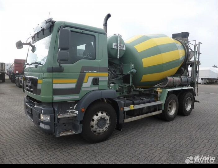 Водитель на миксер